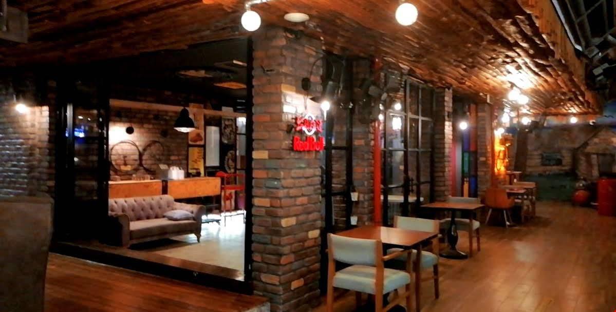 Voswos Garage Coffee Hotel Antalya Eksteriør billede