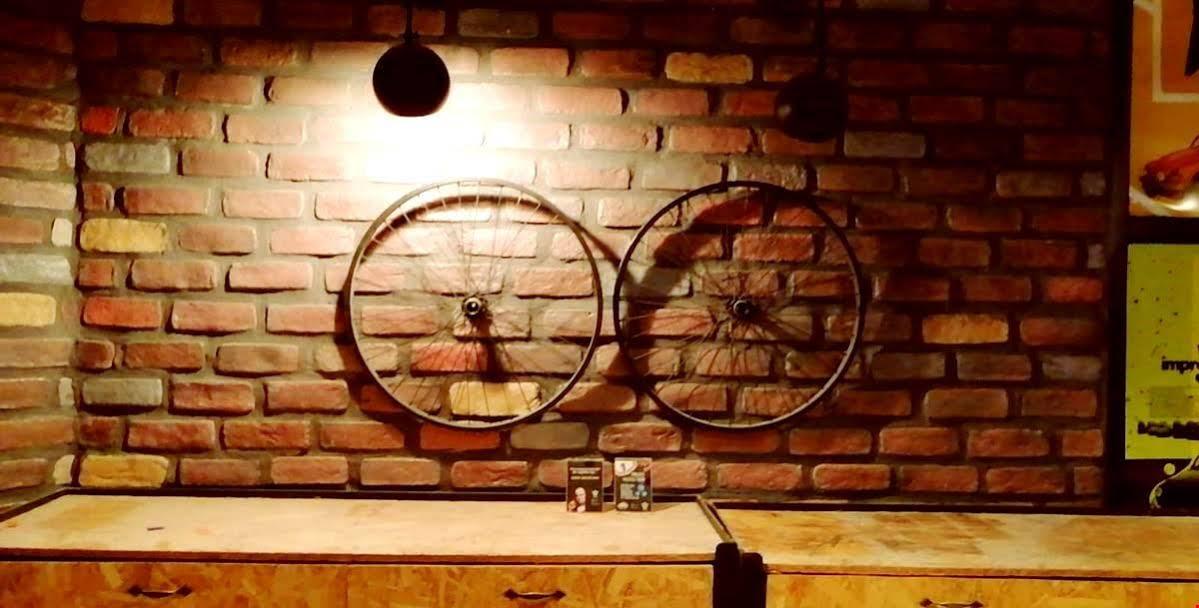 Voswos Garage Coffee Hotel Antalya Eksteriør billede