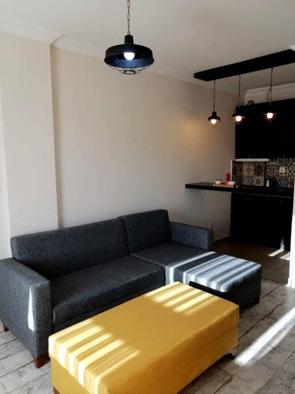 Voswos Garage Coffee Hotel Antalya Eksteriør billede
