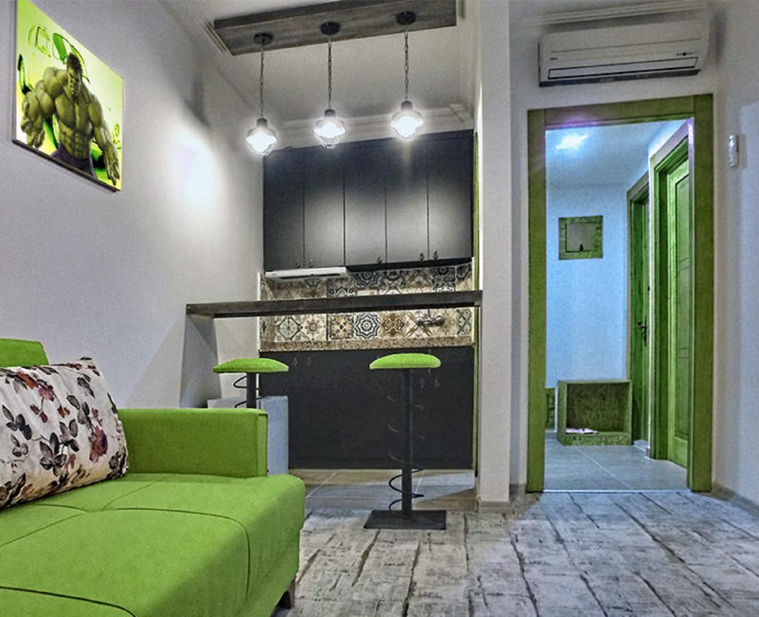 Voswos Garage Coffee Hotel Antalya Eksteriør billede