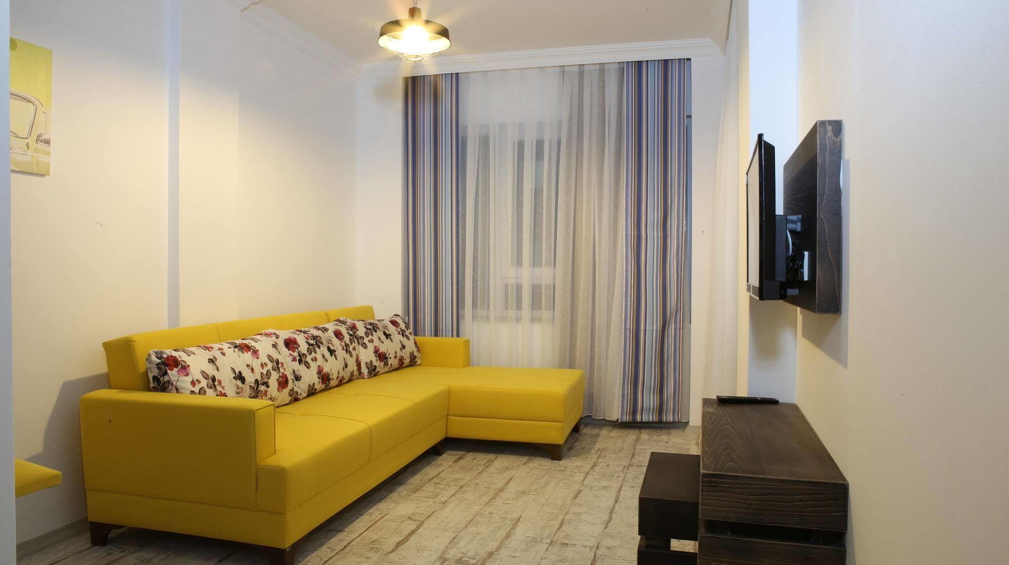 Voswos Garage Coffee Hotel Antalya Eksteriør billede