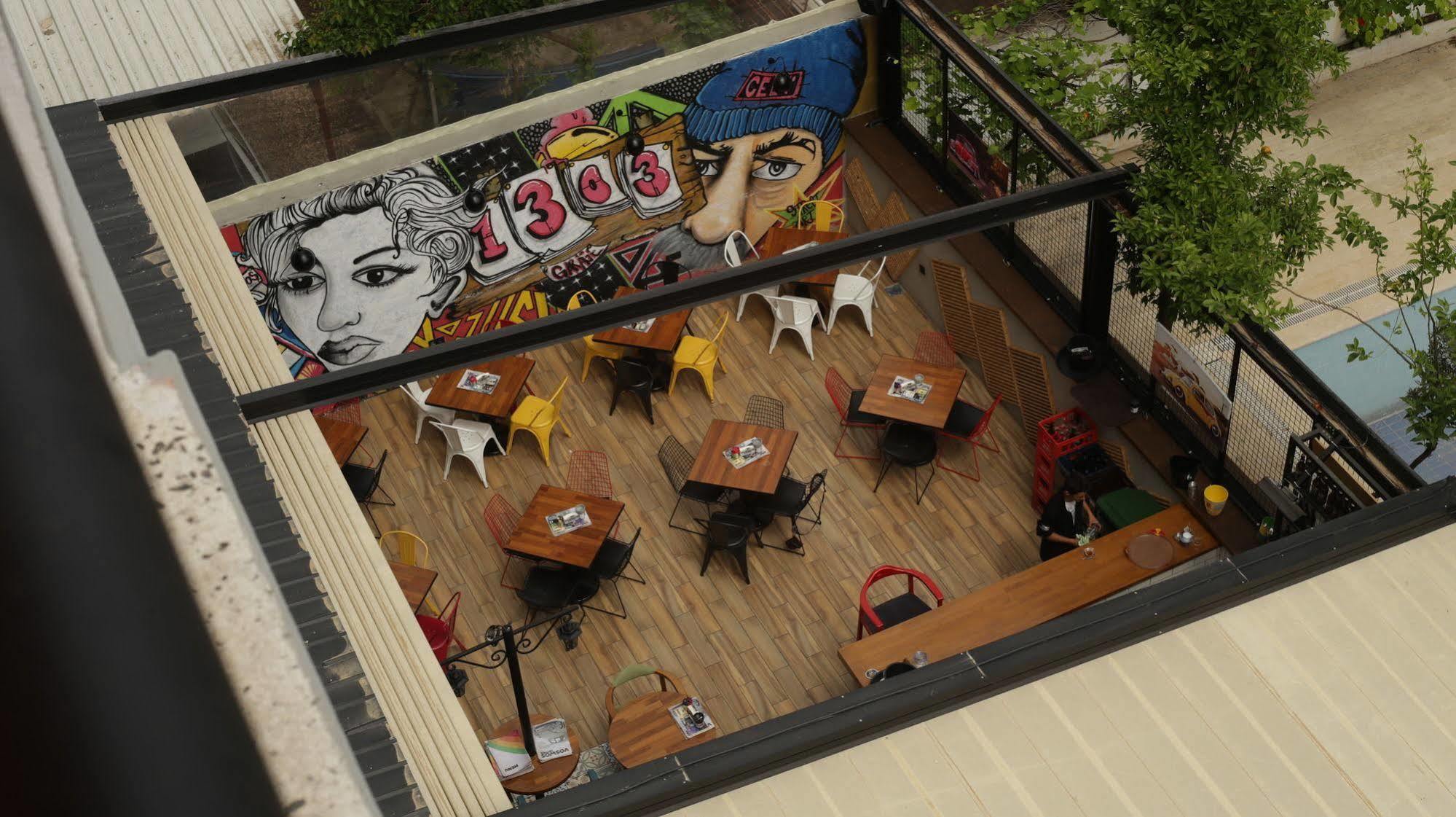 Voswos Garage Coffee Hotel Antalya Eksteriør billede